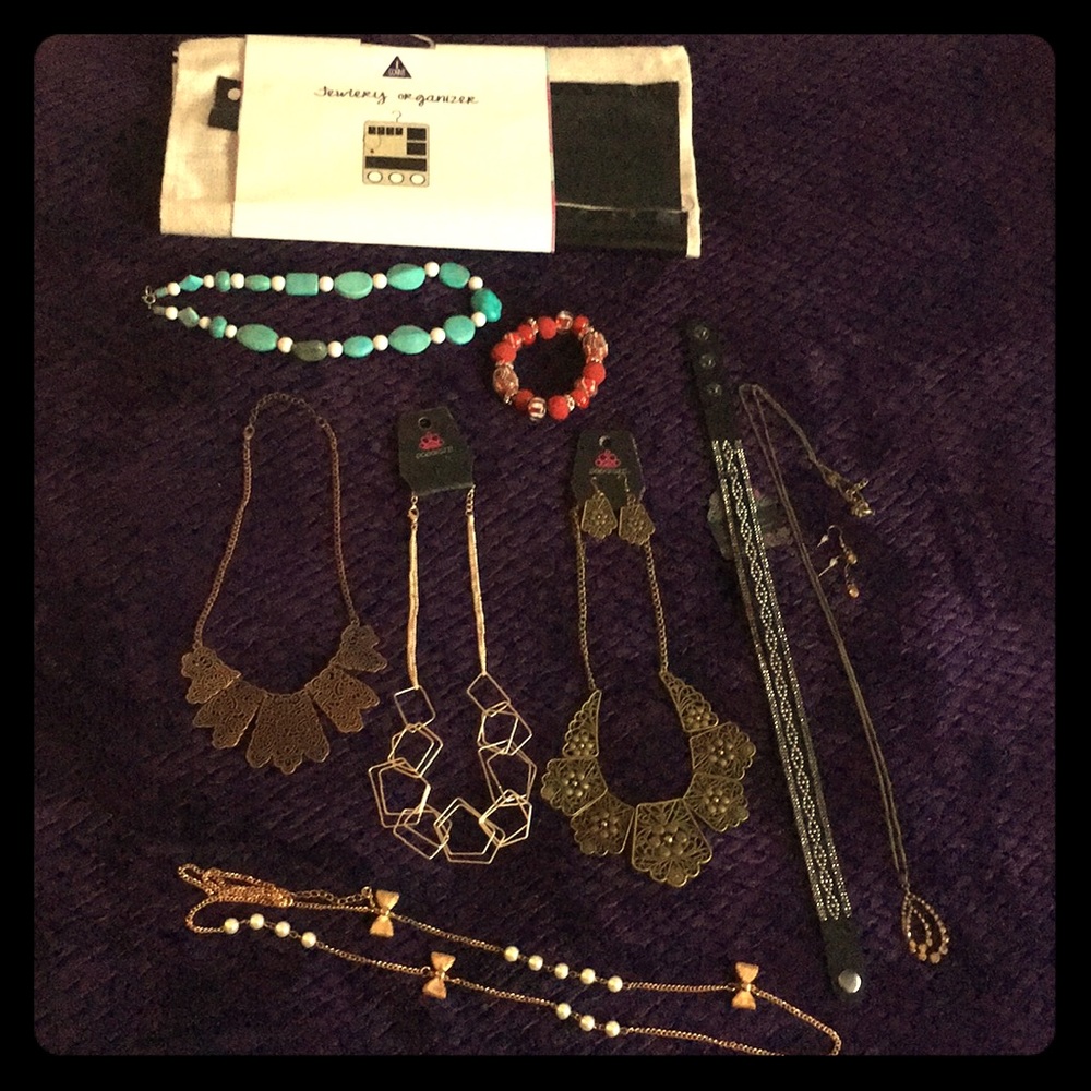***SOLD***. jewelry lot w/FREE jewelry organizer